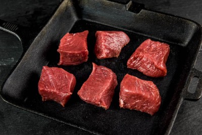 Свинина ошеек на шашлык 1 кг - купить в Воломе